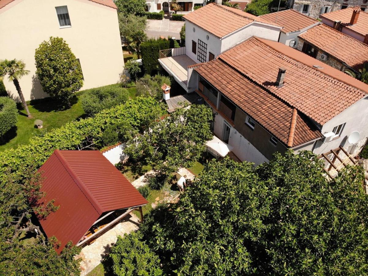 Apartment Laureta Пореч Екстериор снимка